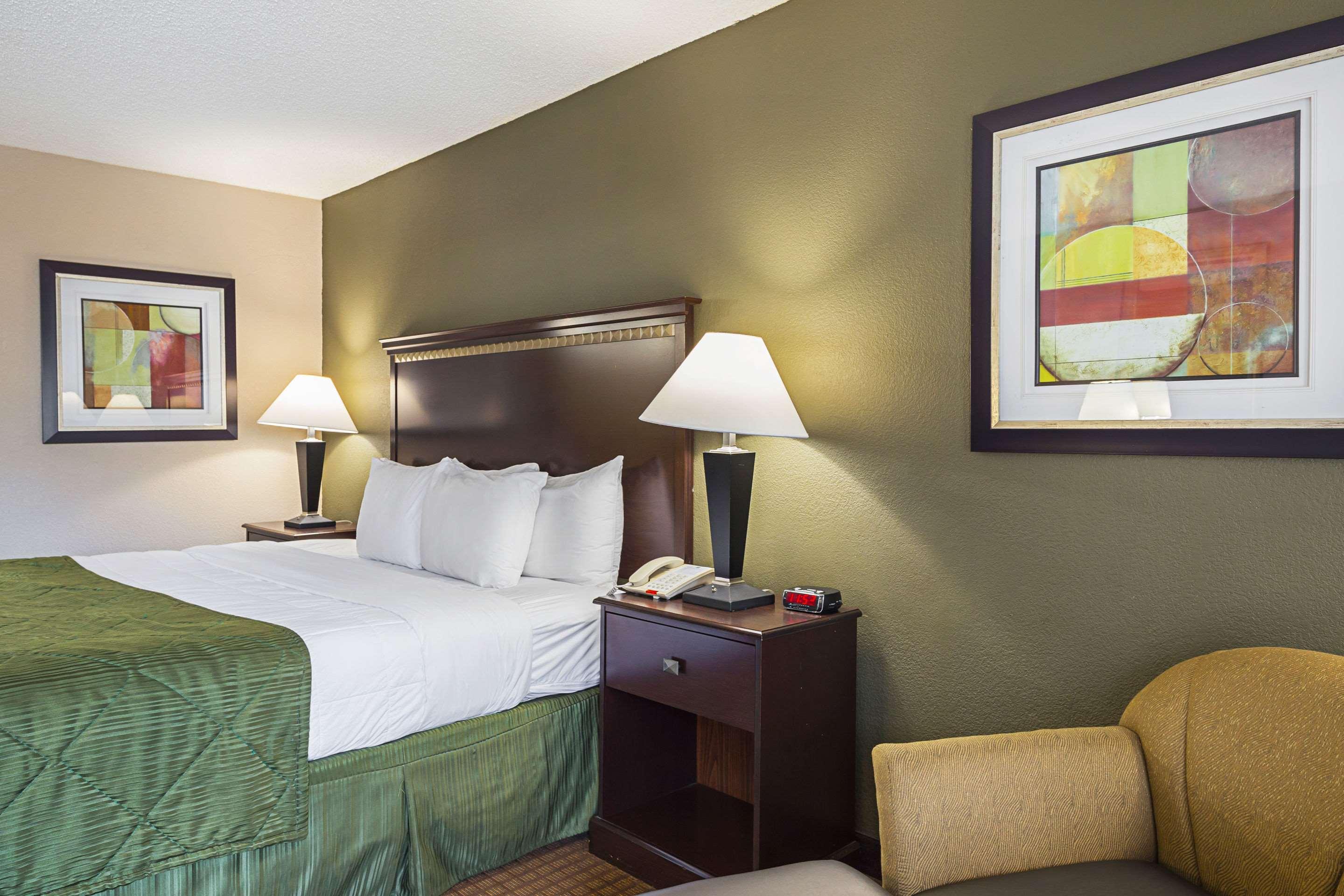 Quality Inn & Suites Greenville - Haywood Mall Eksteriør bilde