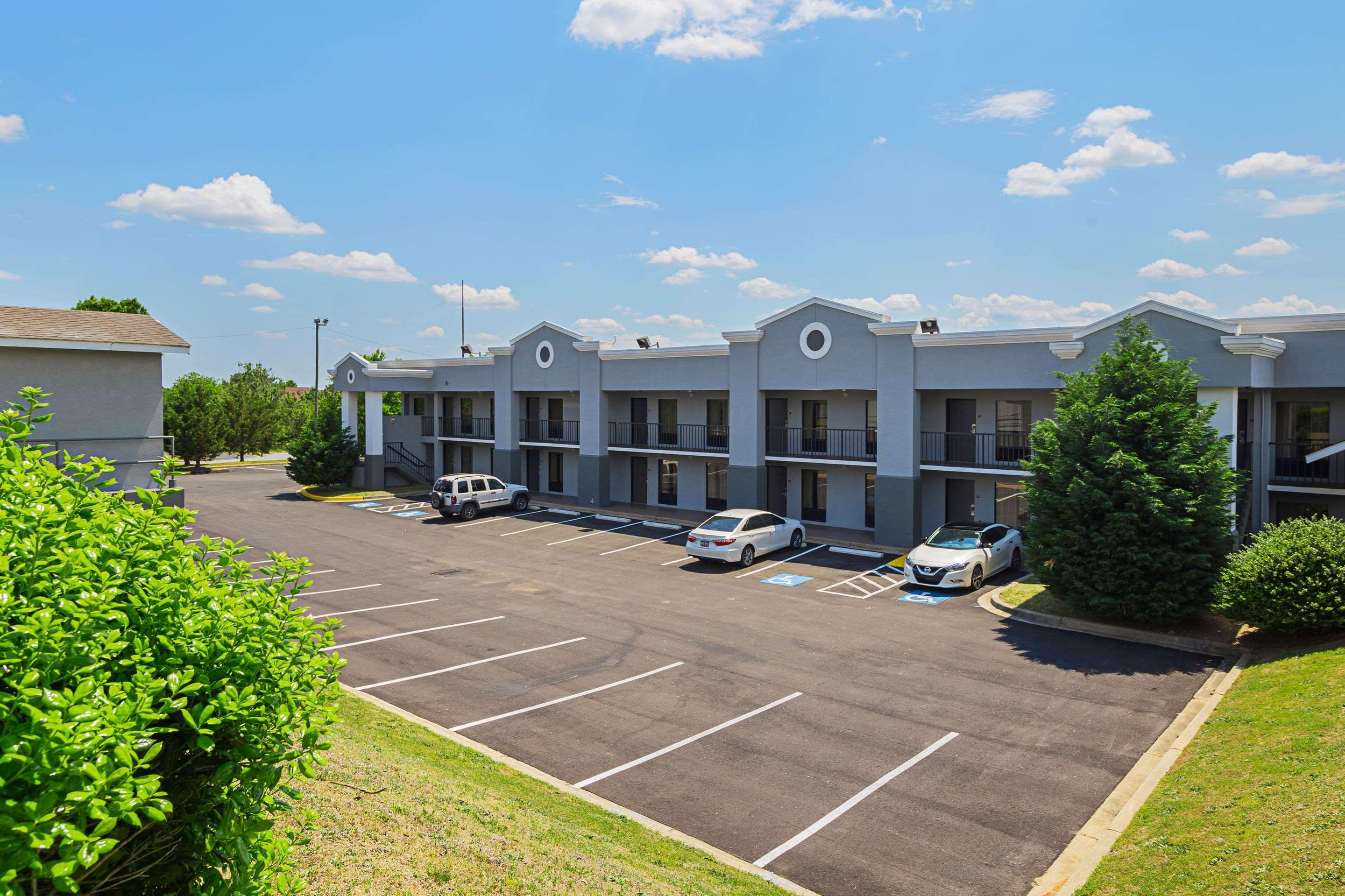 Quality Inn & Suites Greenville - Haywood Mall Eksteriør bilde