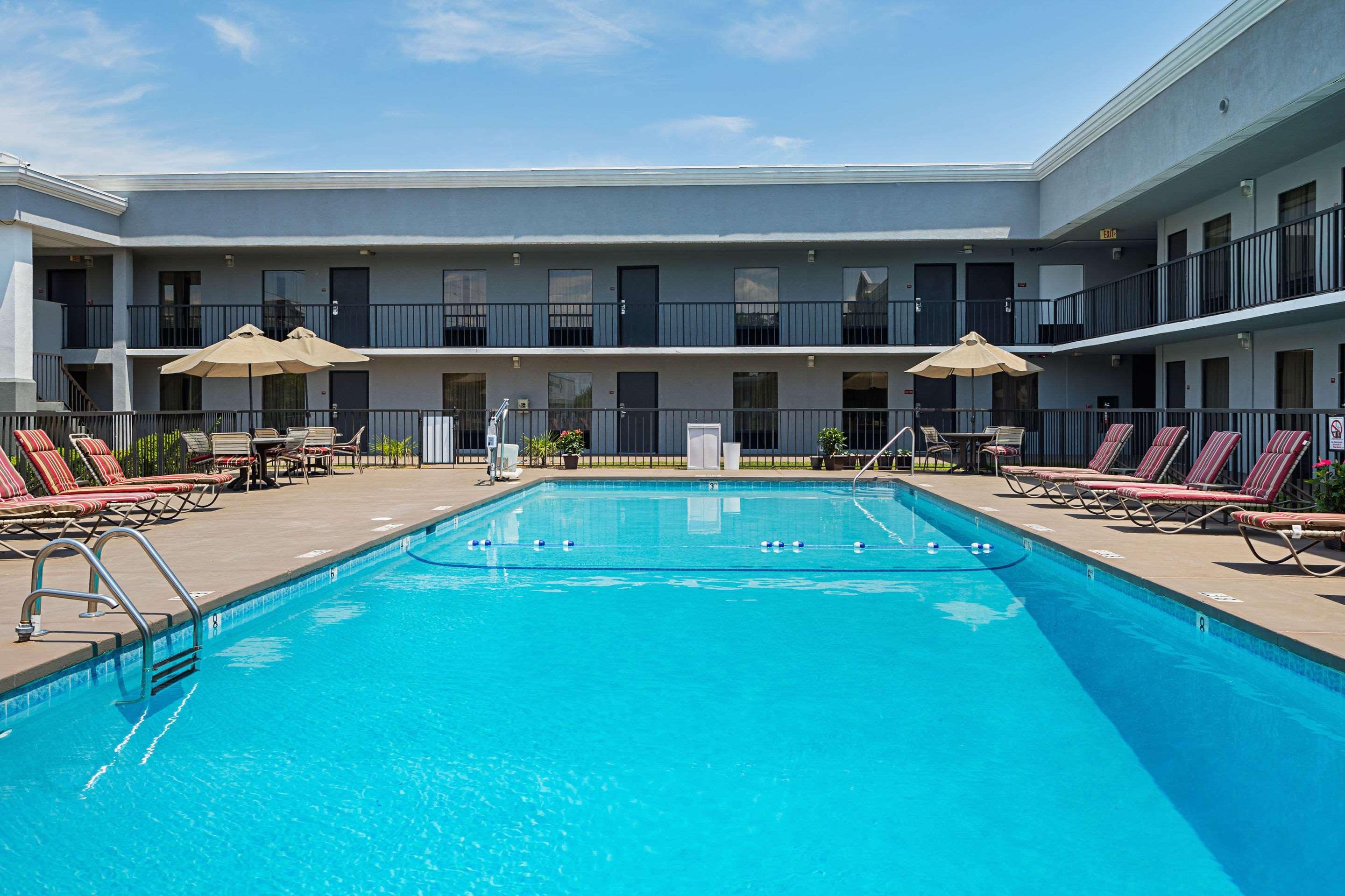 Quality Inn & Suites Greenville - Haywood Mall Eksteriør bilde