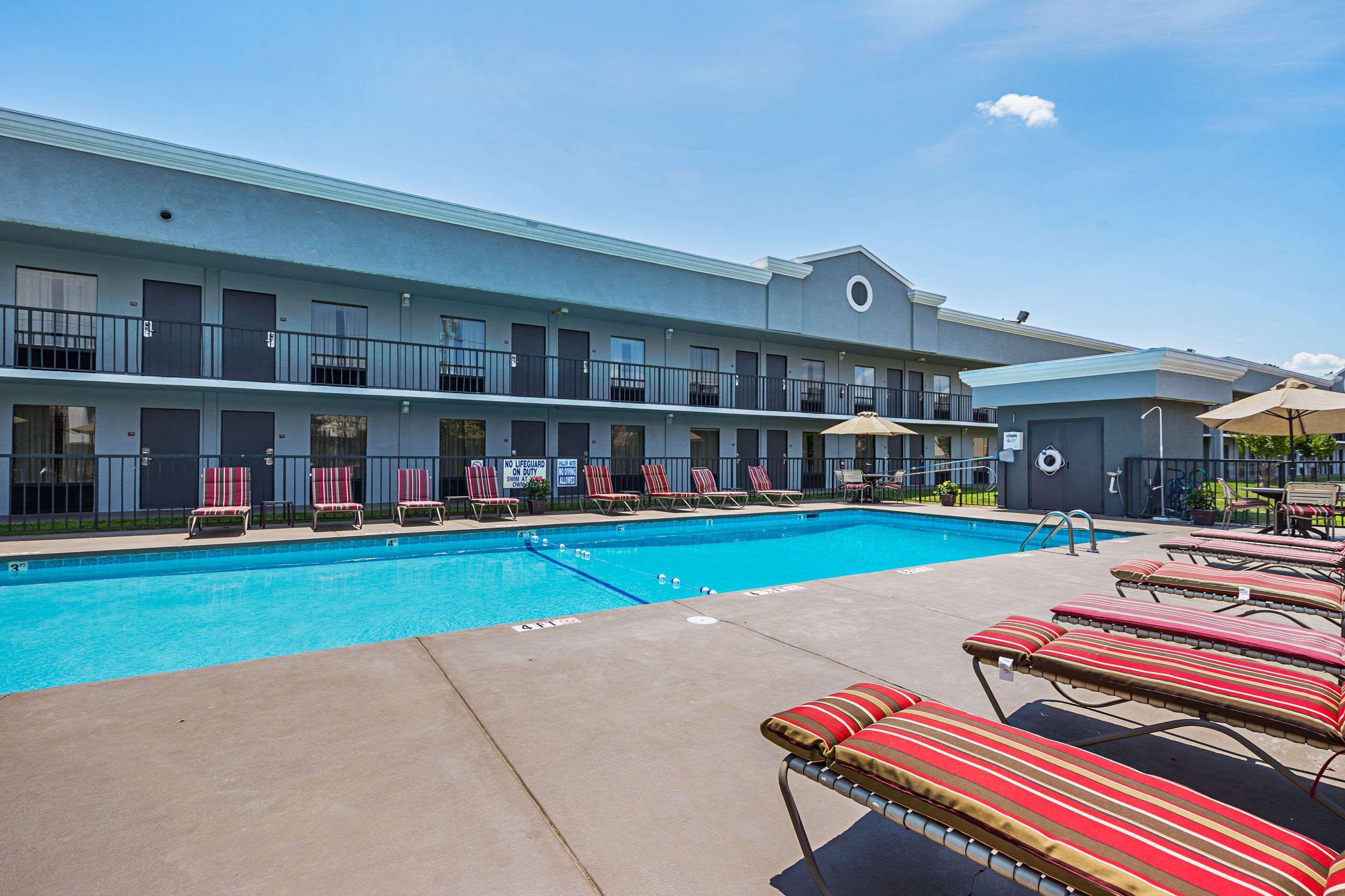 Quality Inn & Suites Greenville - Haywood Mall Eksteriør bilde