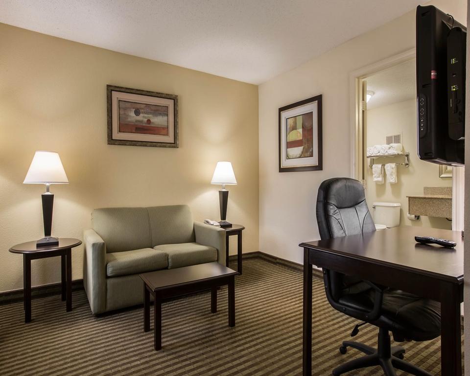 Quality Inn & Suites Greenville - Haywood Mall Eksteriør bilde